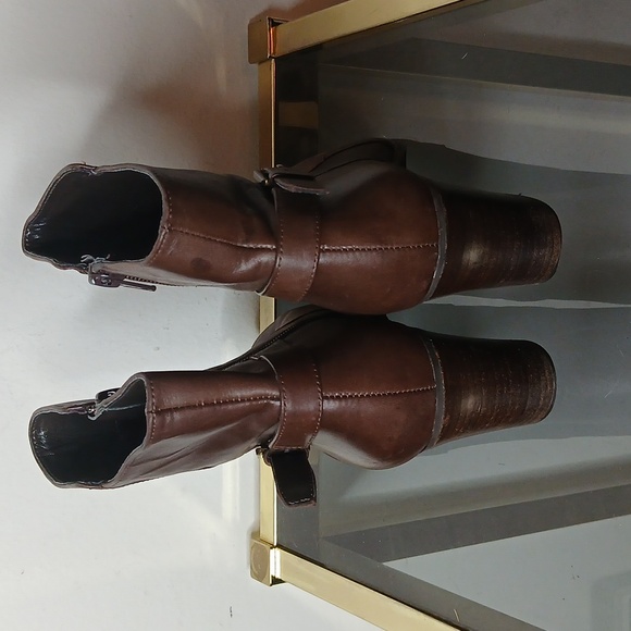 Ralph Lauren brown leather heeled boots size 7.5 - Picture 4 of 16